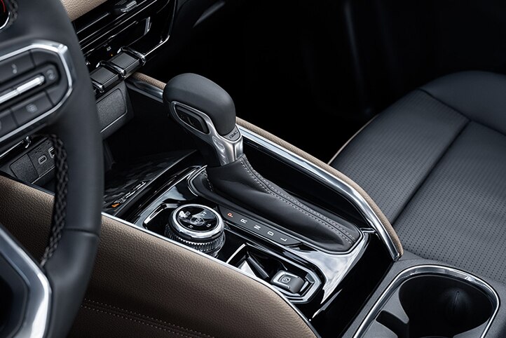 CANYON 2025 INTERIOR